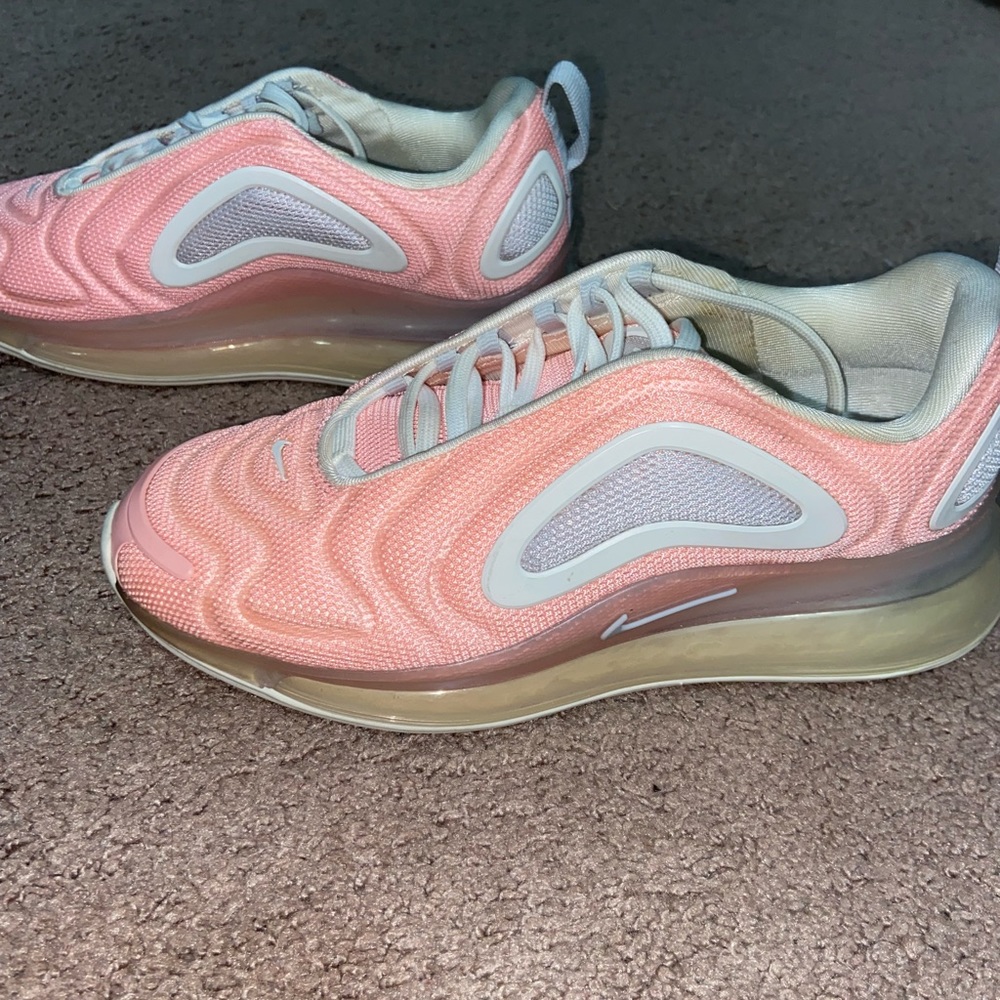 Nike air max 720’s